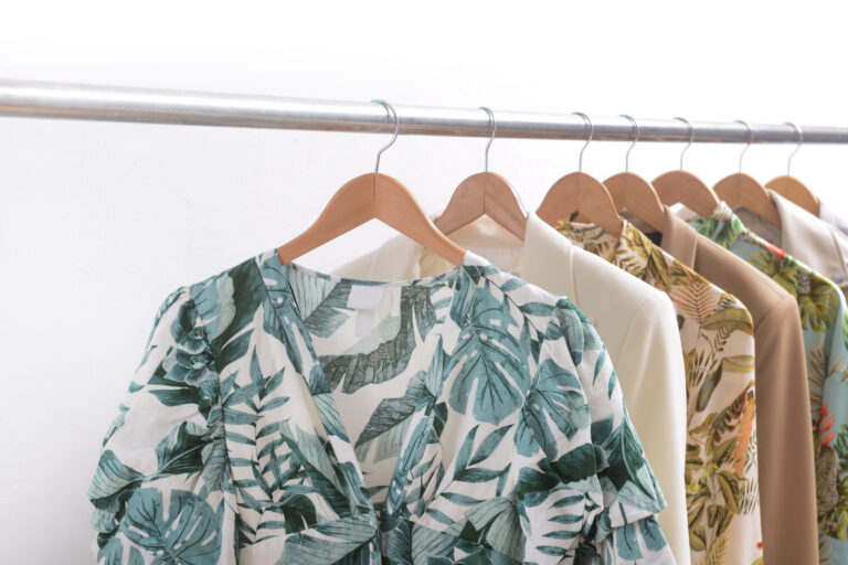 Female,Floral,,palm,Pattern,Summer,Sundress,And,Three,Business,Suit